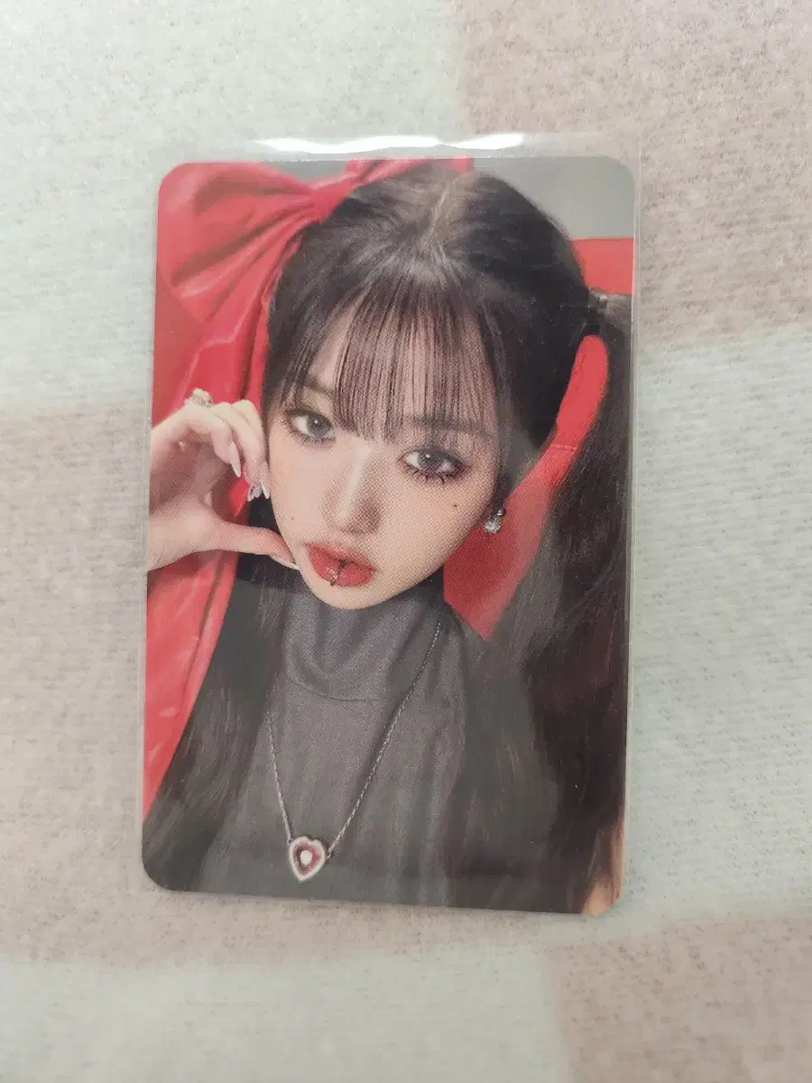 ive jang wonyoung main photo card