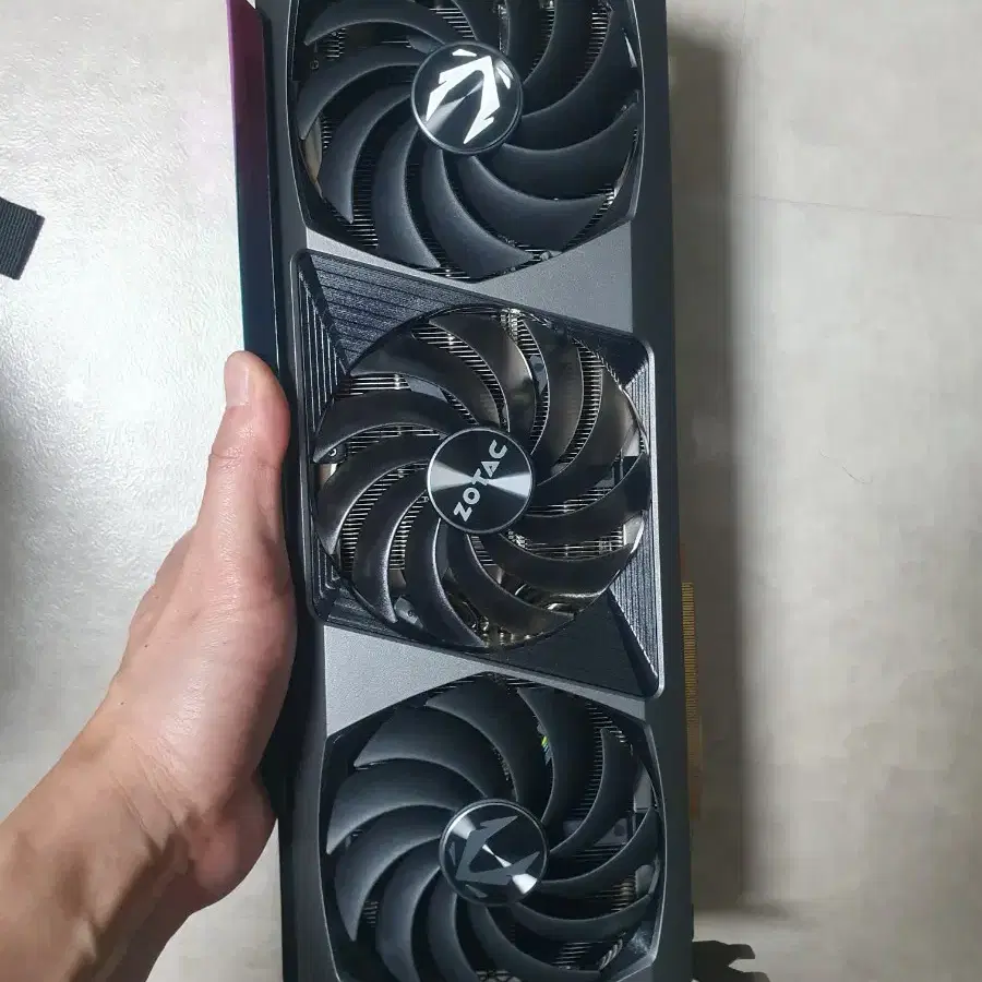 RTX3090Ti ZOTAC AMP EXTREME Holo 팝니다