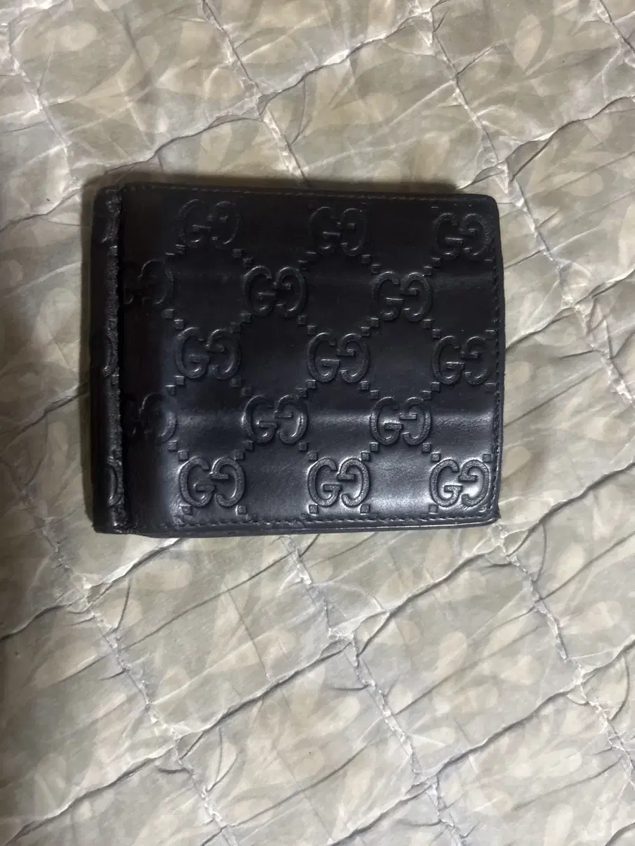 Gucci Wallet Genuine Single Item Quick sale