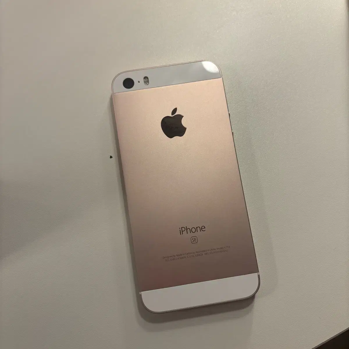APPLE | 애플 iPhone SE 1 Rose Gold 128G on Bunjang Global Site.