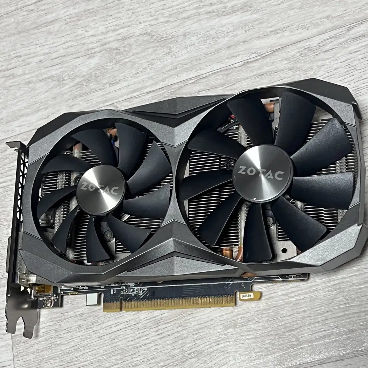 그래픽카드 지포스 조택 GTX 1080 8G