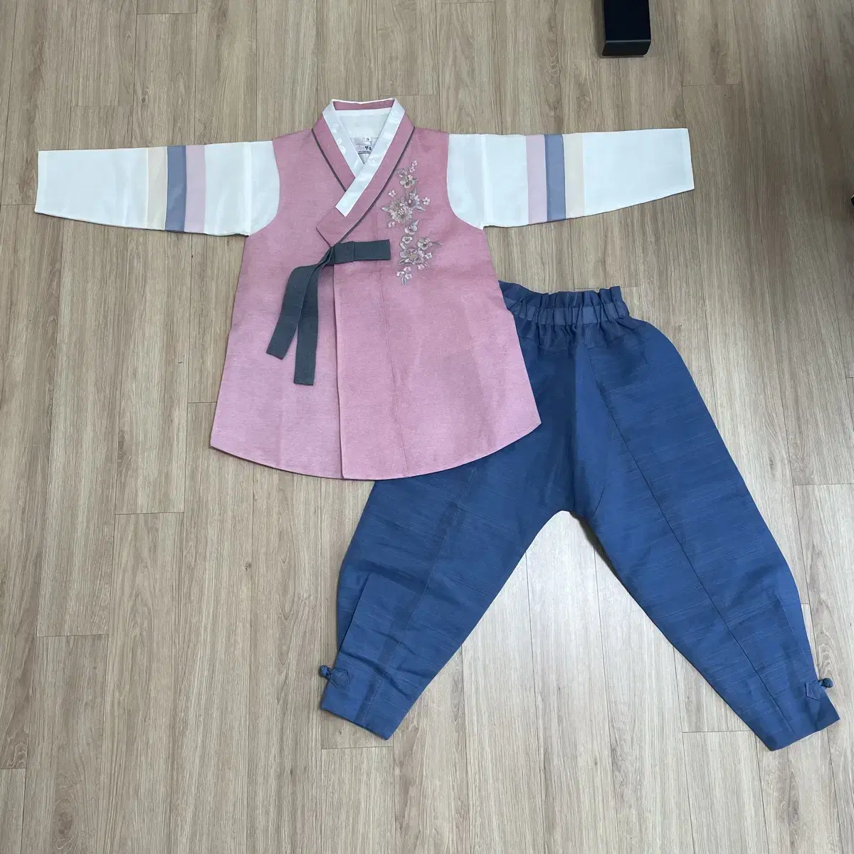 Children's hanbok 4-6 years old