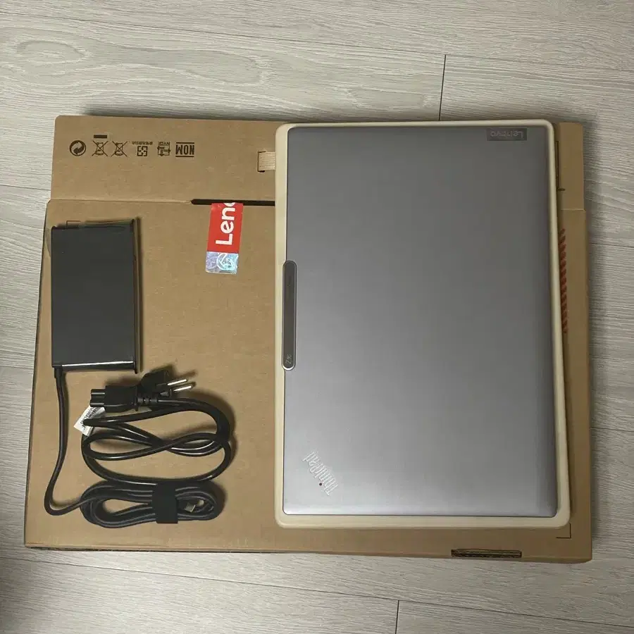 Thinkpad Z16 Gen1