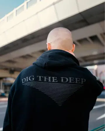 Kroi 굿즈 DIG THE DEEP 후드 부착 후드티 블랙