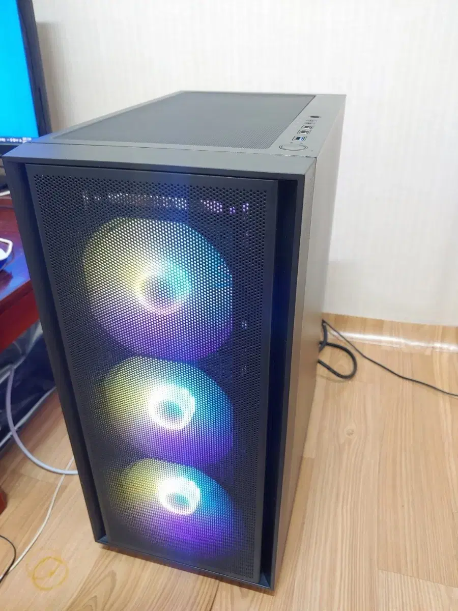 무상AS 3년 i5/램16g/gtx1070 본체 게이밍 데스크탑 컴퓨터