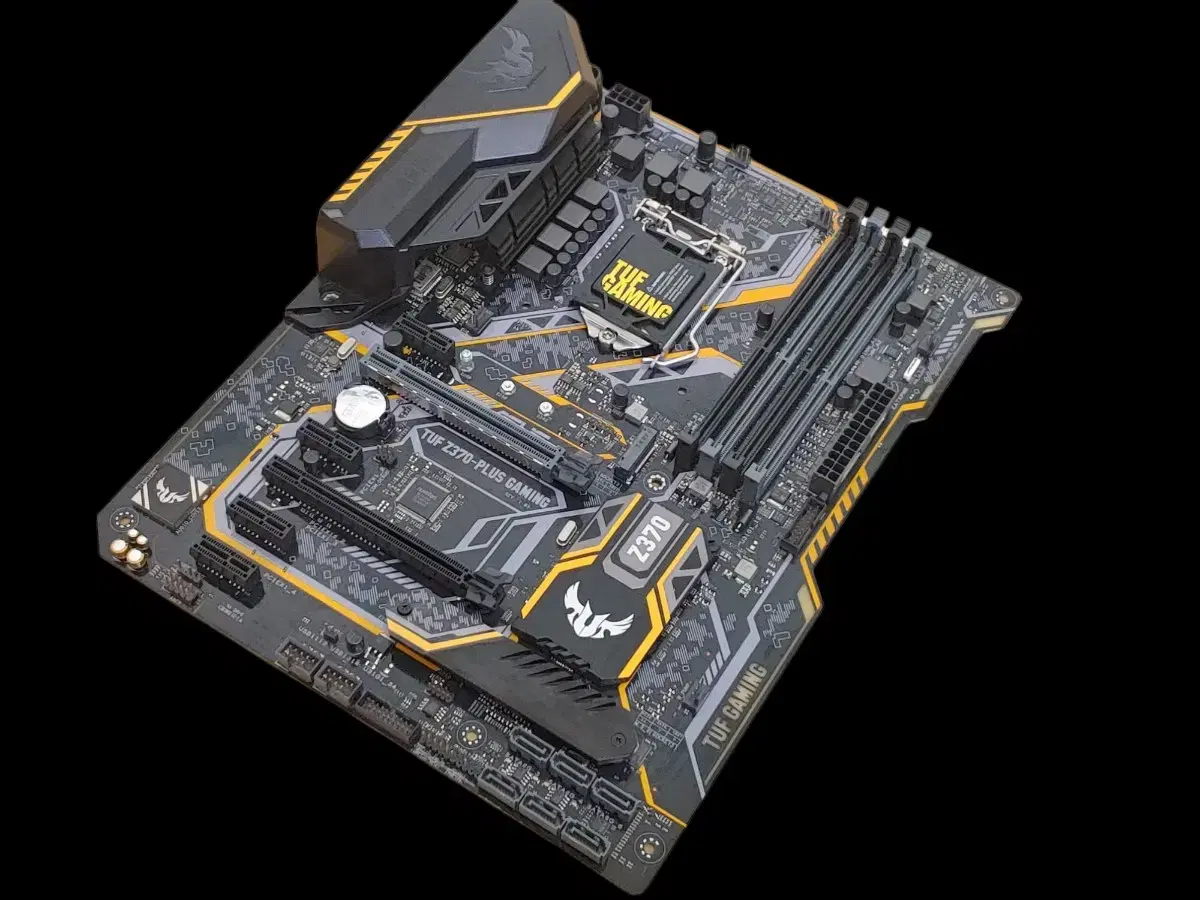 ASUS TUF Z370-PLUS GAMING 메인보드