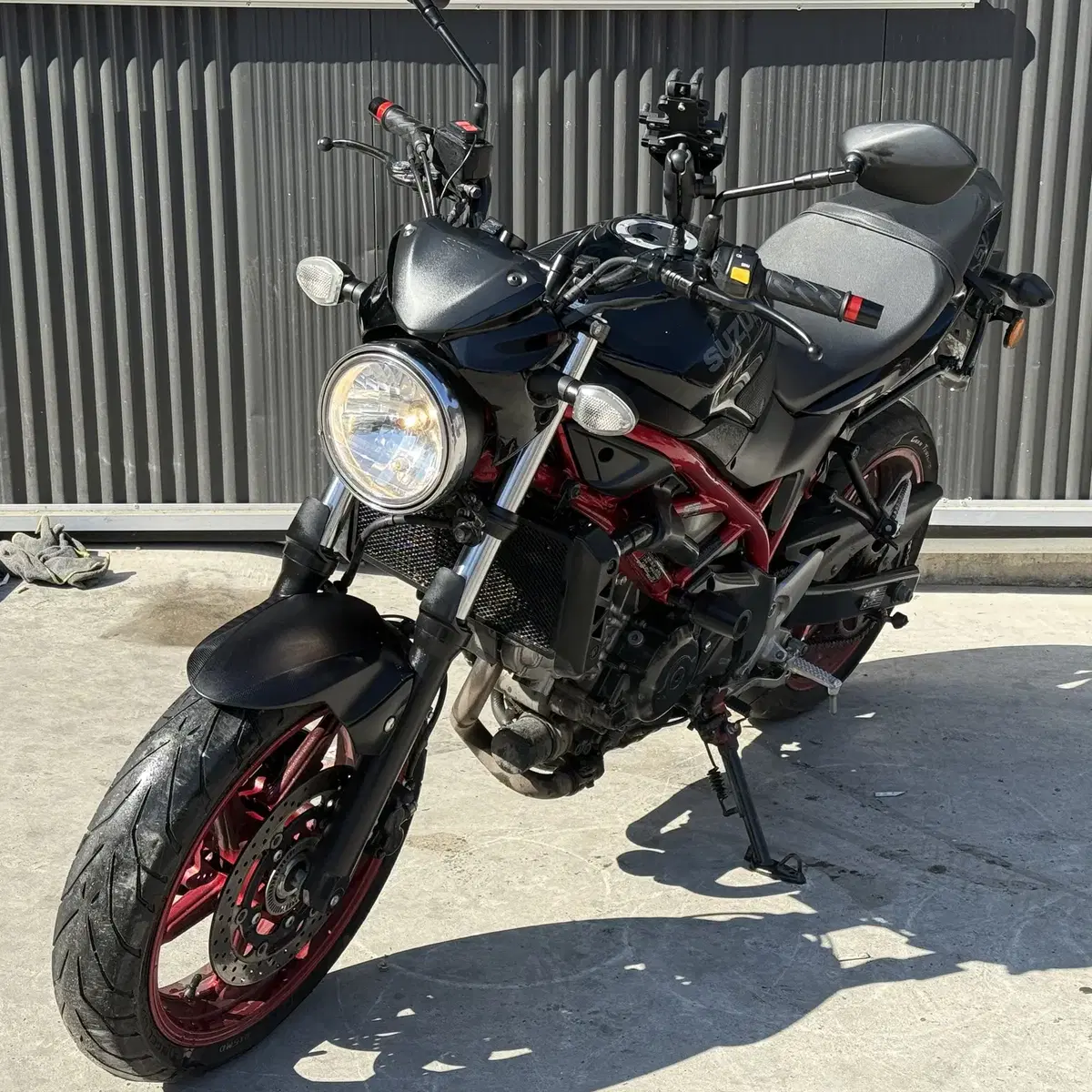 Sv650 / 18년 스콜피온(구변) 2채널블박 컨디션좋습니다.