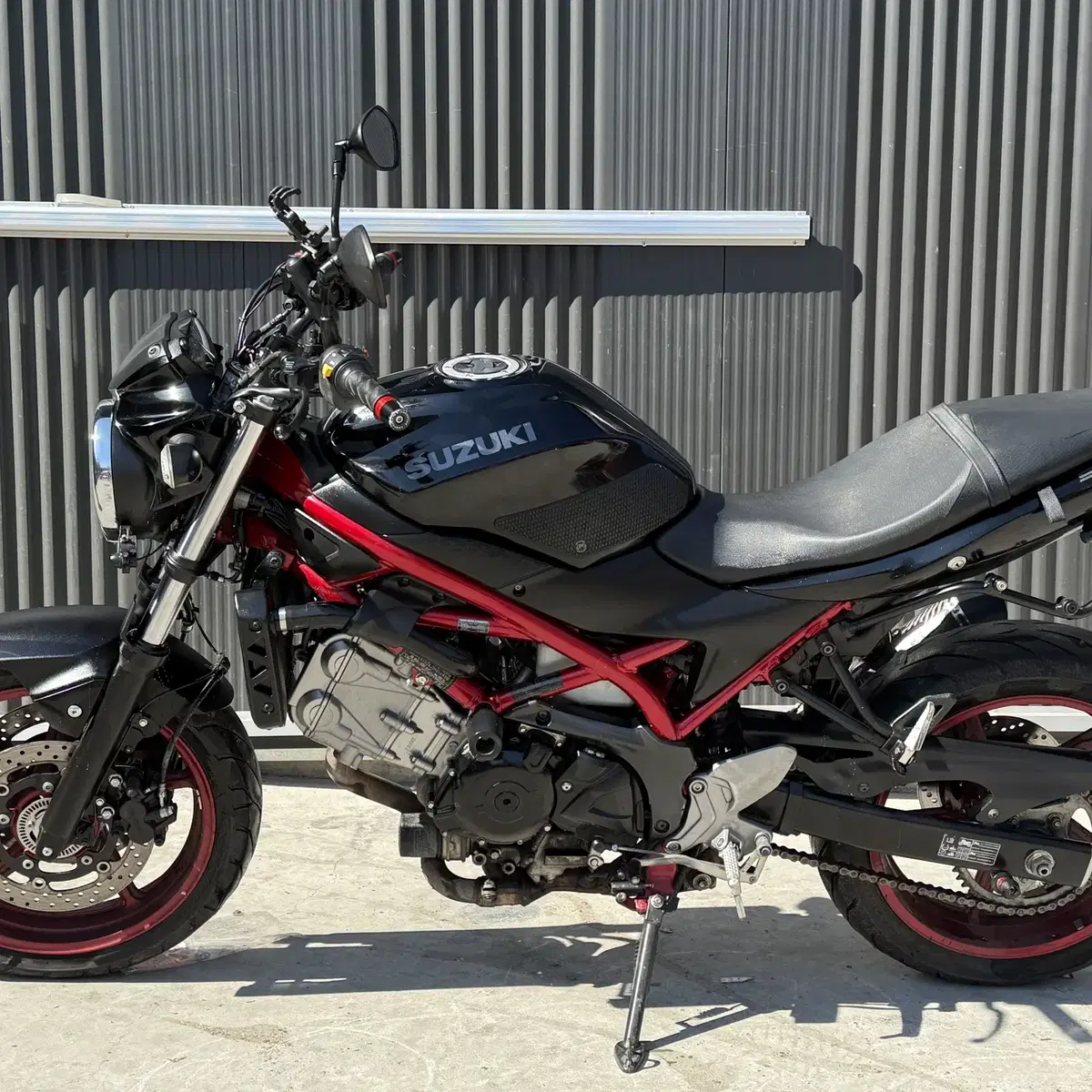 Sv650 / 18년 스콜피온(구변) 2채널블박 컨디션좋습니다.