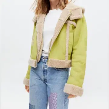 URBAN OUTFITTERS 그린 페이크 무스탕 숏 코트 재킷