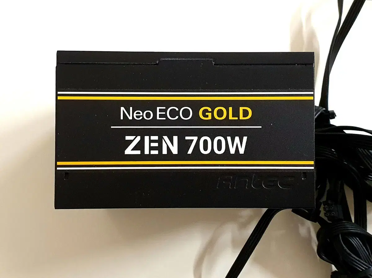 ANTEC ZEN 700W 골드 등급 정격 안텍 파워 서플라이