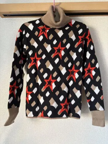 HUGOBOSS x PerfectMoment 콜라보 니트