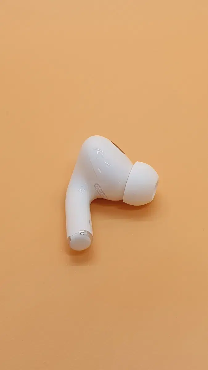 AirPods Pro 2nd Generation Left, A+ Grade, Lightning 8-pin, 5B58 (GX6~)