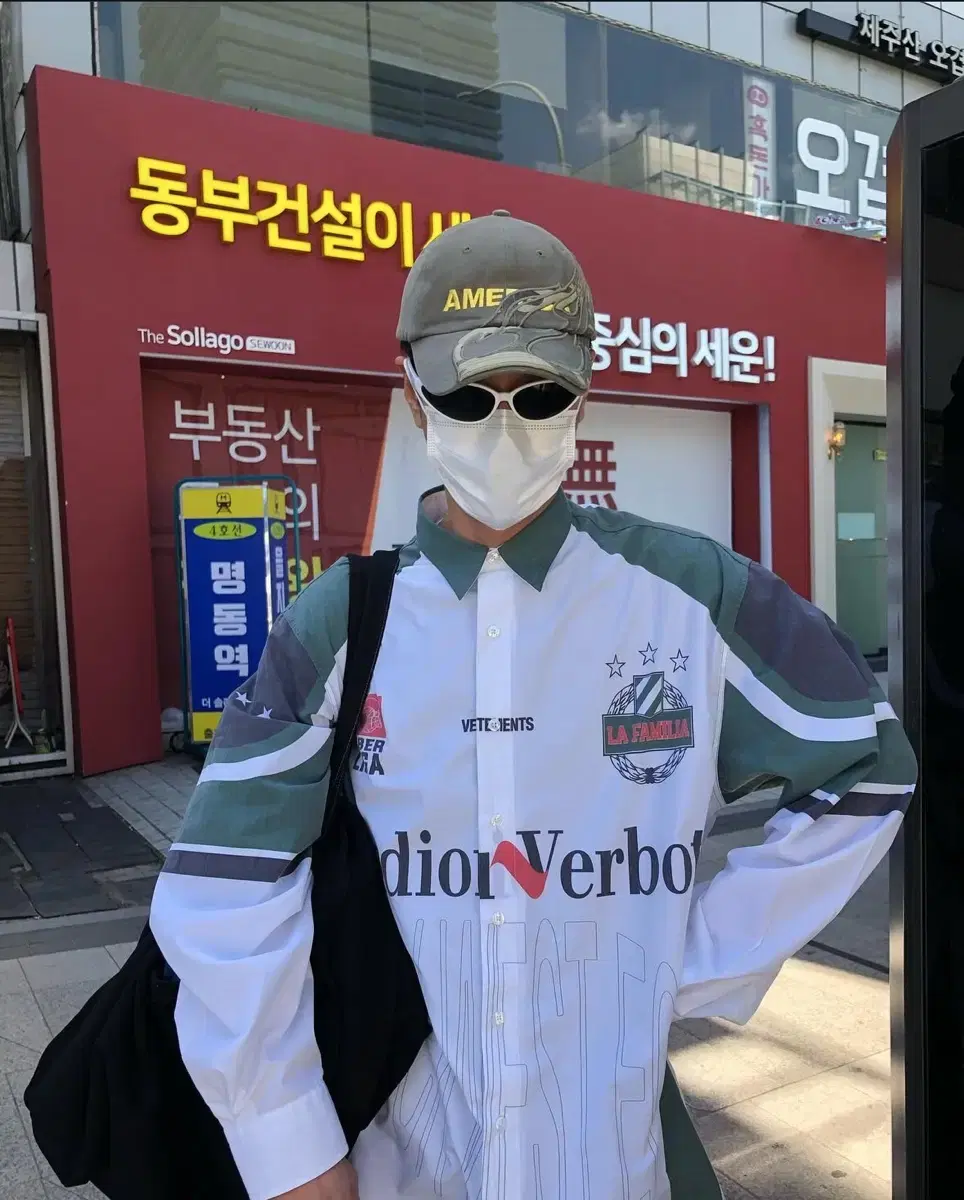 베트멍 19ss 풋볼 셔츠 / 발렌시아가, 릭오웬스, 크롬하츠