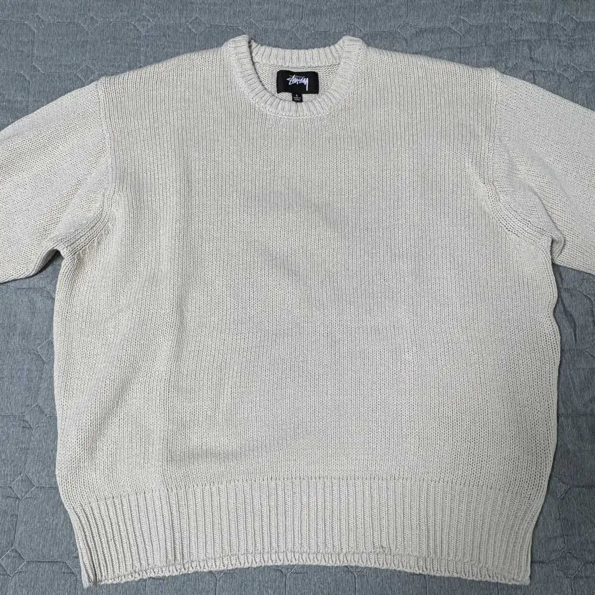 스투시 Surfman Icon Sweater Ivory L