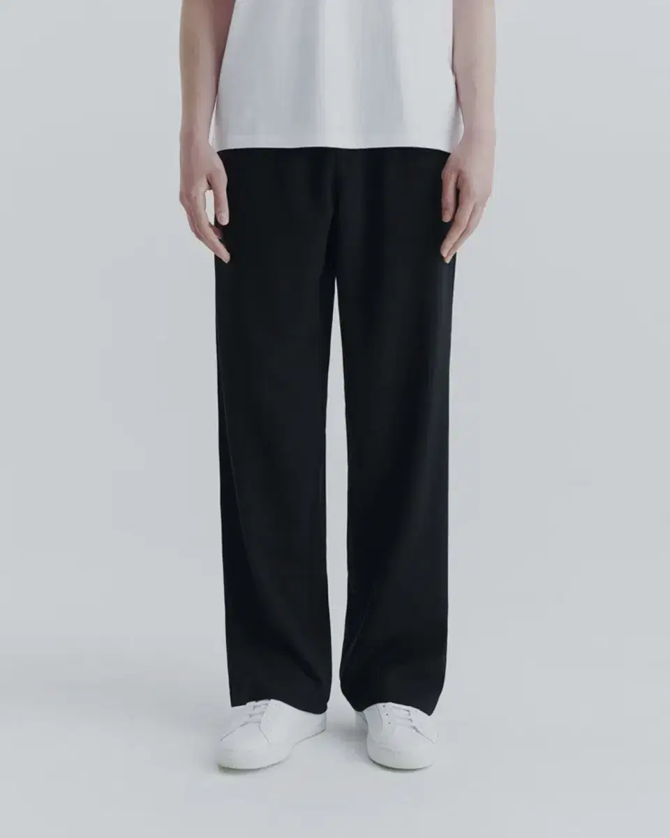 semi, Wide Slacks