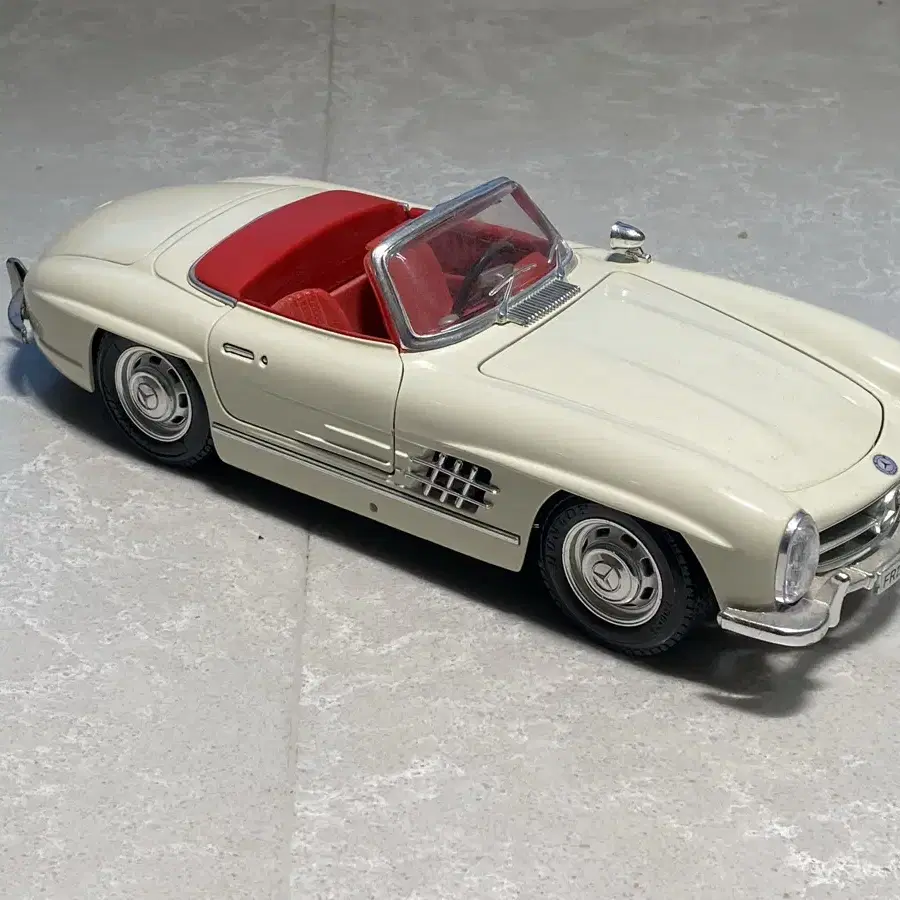 1/18 부라고 벤츠 300 SL 컨버터블 다이캐스트