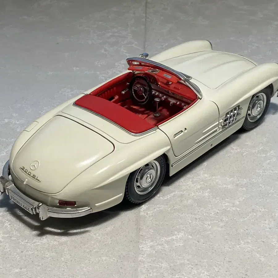 1/18 부라고 벤츠 300 SL 컨버터블 다이캐스트