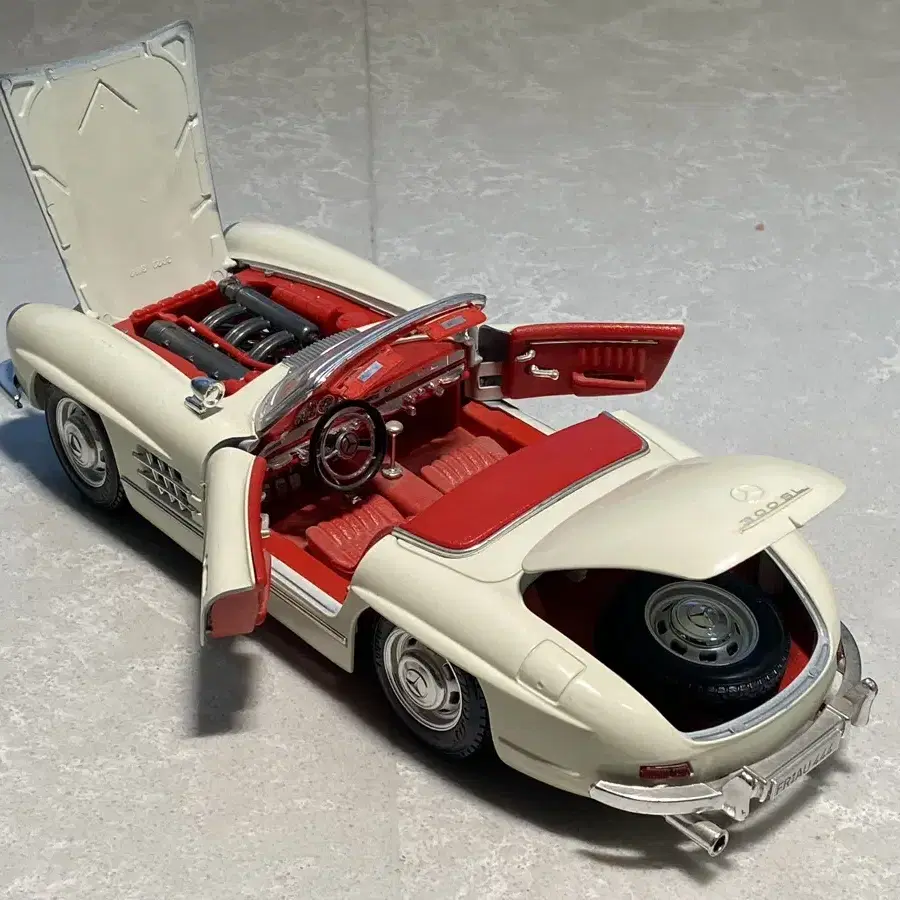 1/18 부라고 벤츠 300 SL 컨버터블 다이캐스트