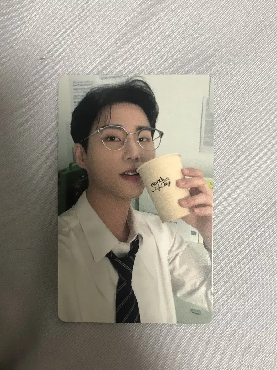 Day 6 Young-K photocard Sell