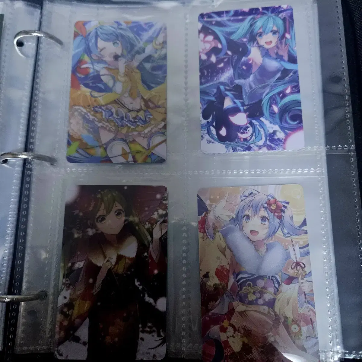 Hatsune Miku Official Plastic kard Set