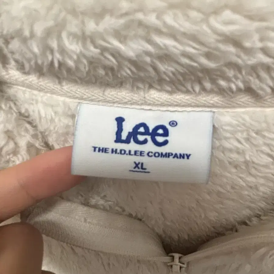 Lee 플리스