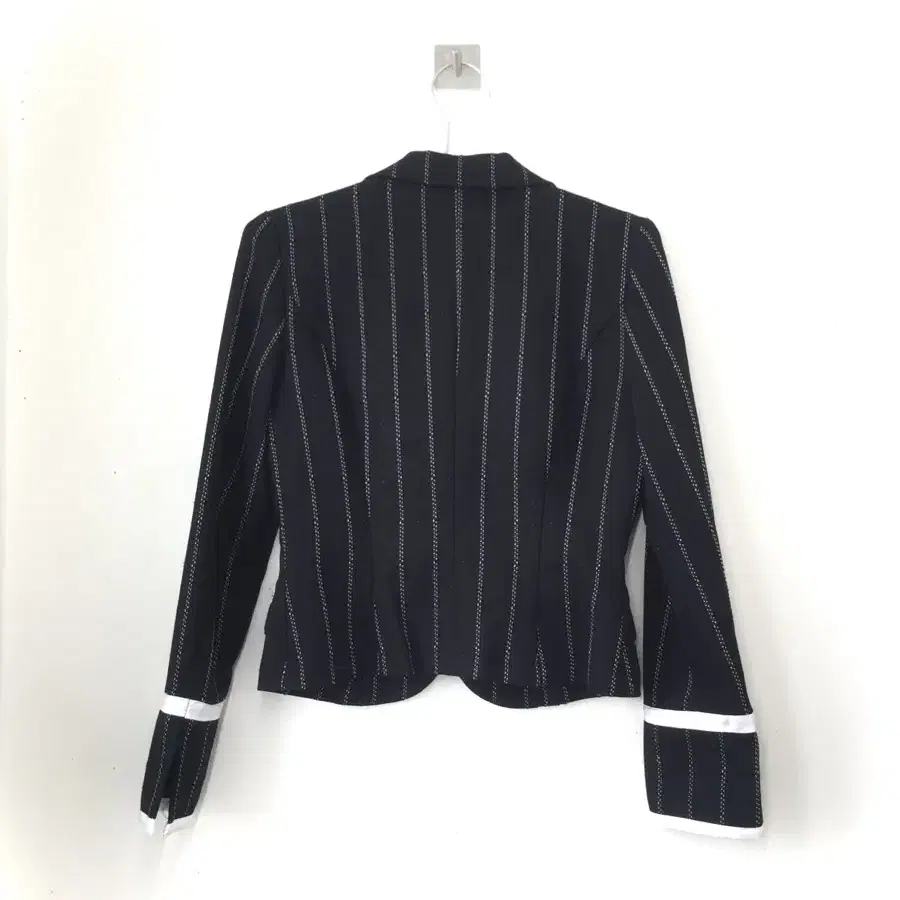 Stripe Piping point Jacket 헤이세이 히메갸루 자켓