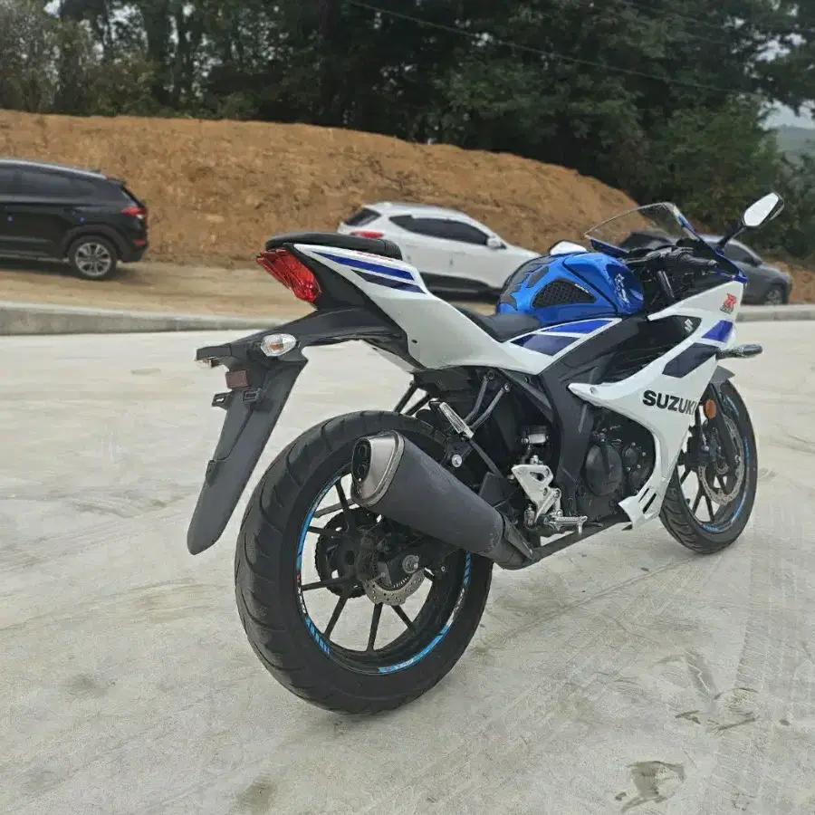 스즈끼 GSXR125 21년식 2만키로 240만원  올카차량