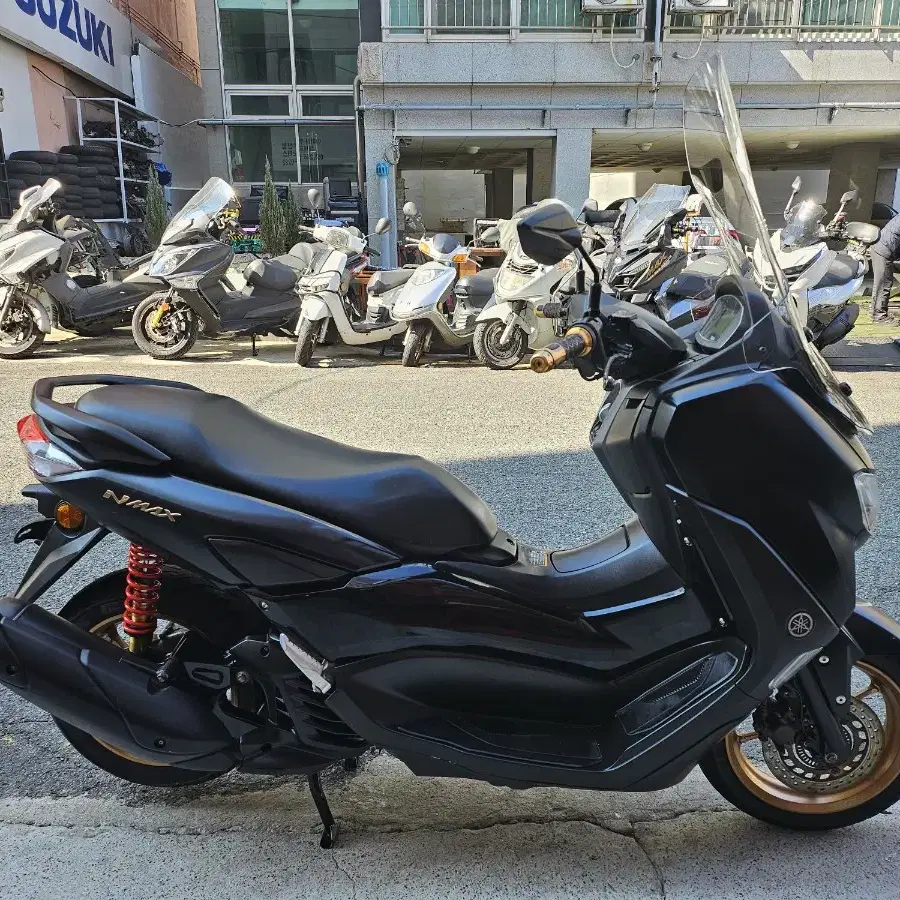 야마하 NMAX125 22년식 판매합니다