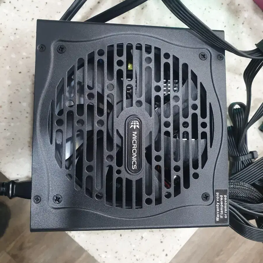 마이크로닉스 풀체인지 700w 파워