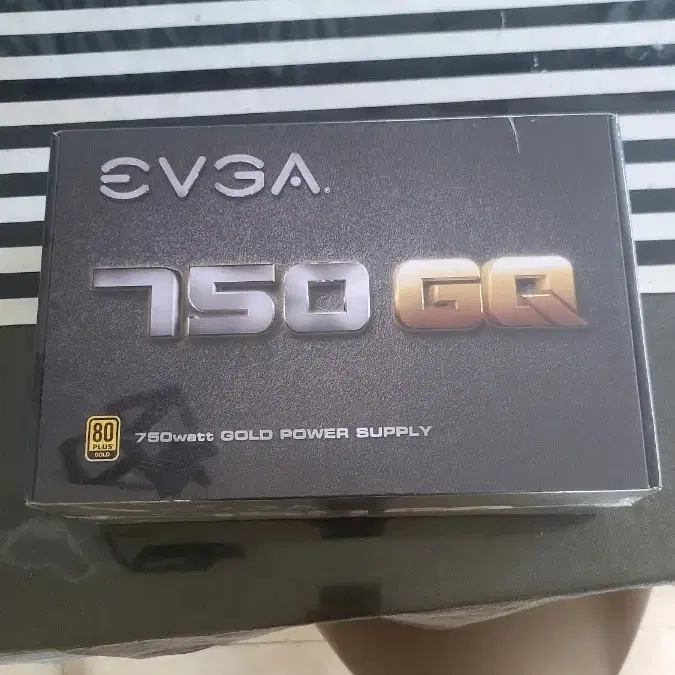 EVGA 750 GQ 80PLUS GOLD 파워서플라이 미개봉 판매합니다