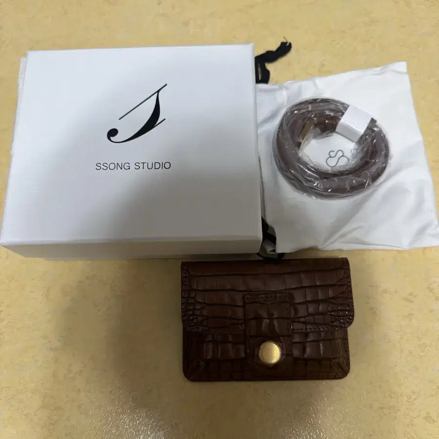 쏭스튜디오 Mini belt bag (croc brown)