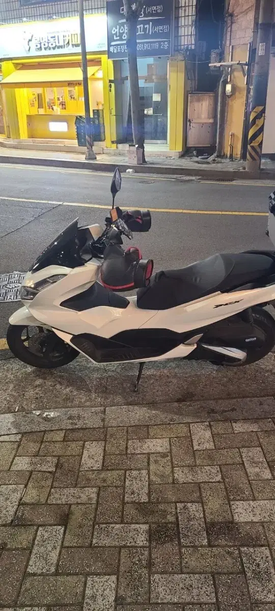 PCX 23년식