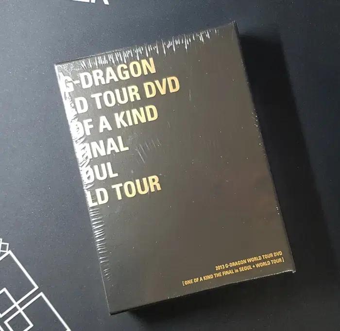 지드래곤 - 2013 World Tour 홍보용 DVD 파손품