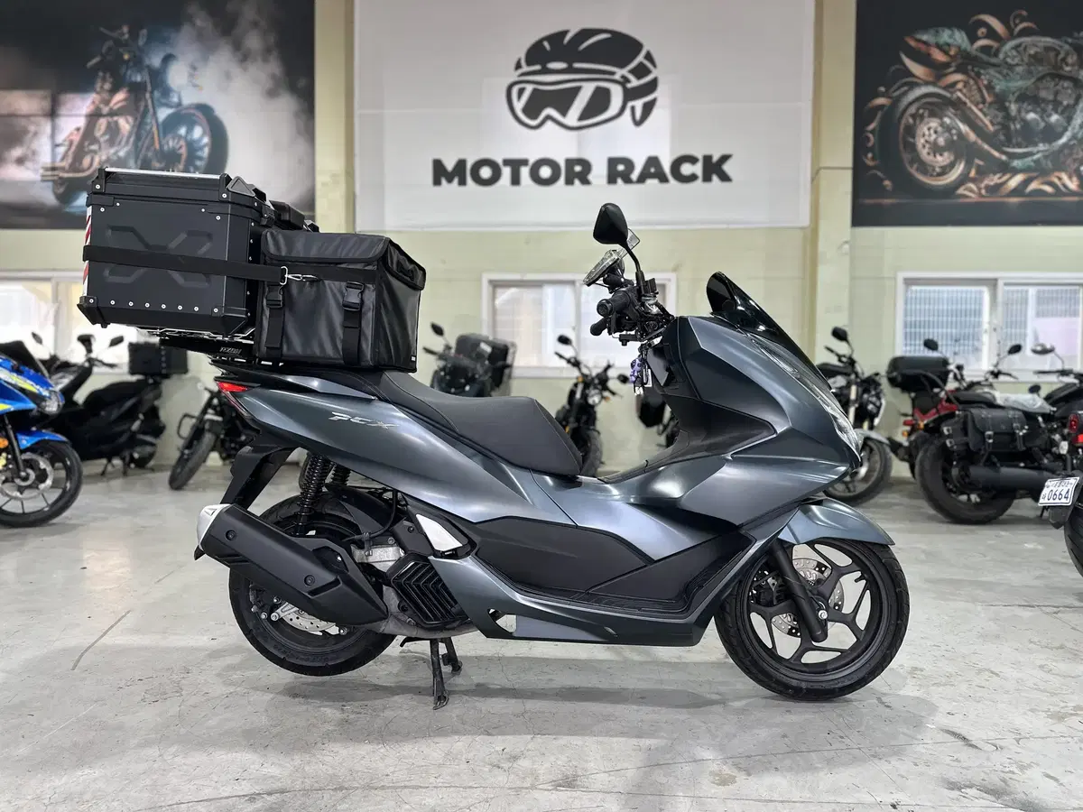 혼다 PCX125 ABS 22년 6천KM 무사고 신차급 PCX 실키로수