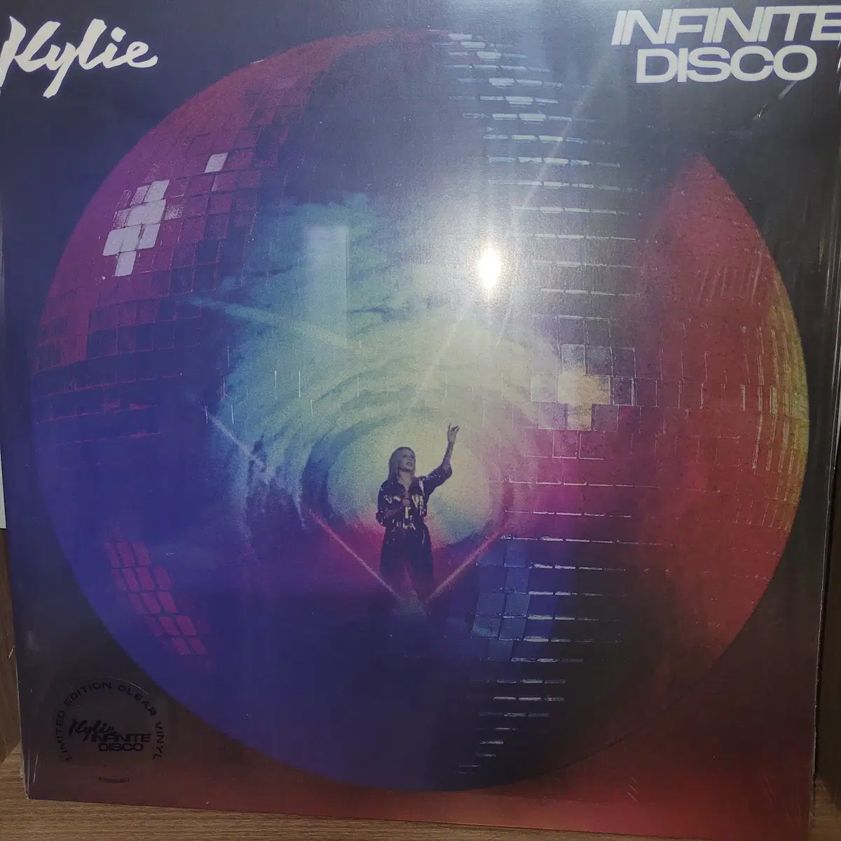 카일리 미노그 Infinite Disco LP 판매합니다.