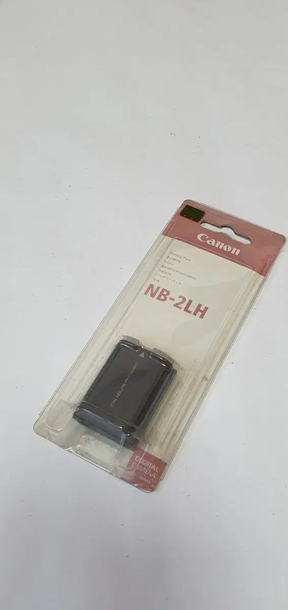 캐논 NB-2LH 배터리  입니다.