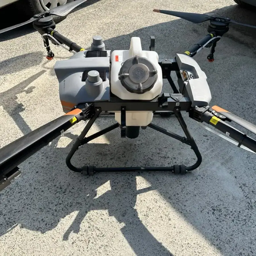 Dji T10