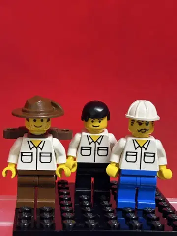 레고 오픈 카라 셔츠 입은 사람들 3개+모자, 헬멧