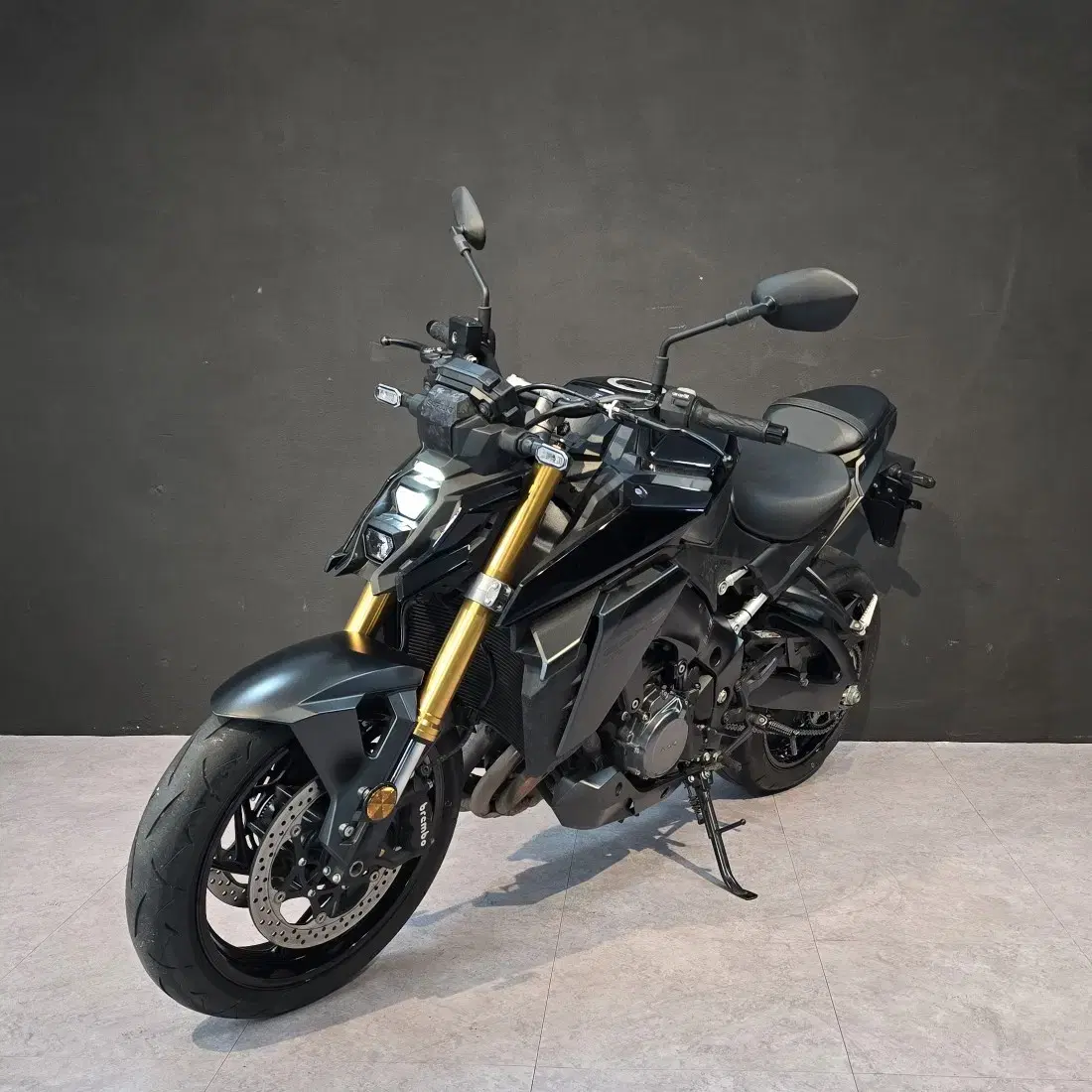 스즈키 24년식 gsx-s1000 블랙 부산창원김해양산울산진해대구여수광주