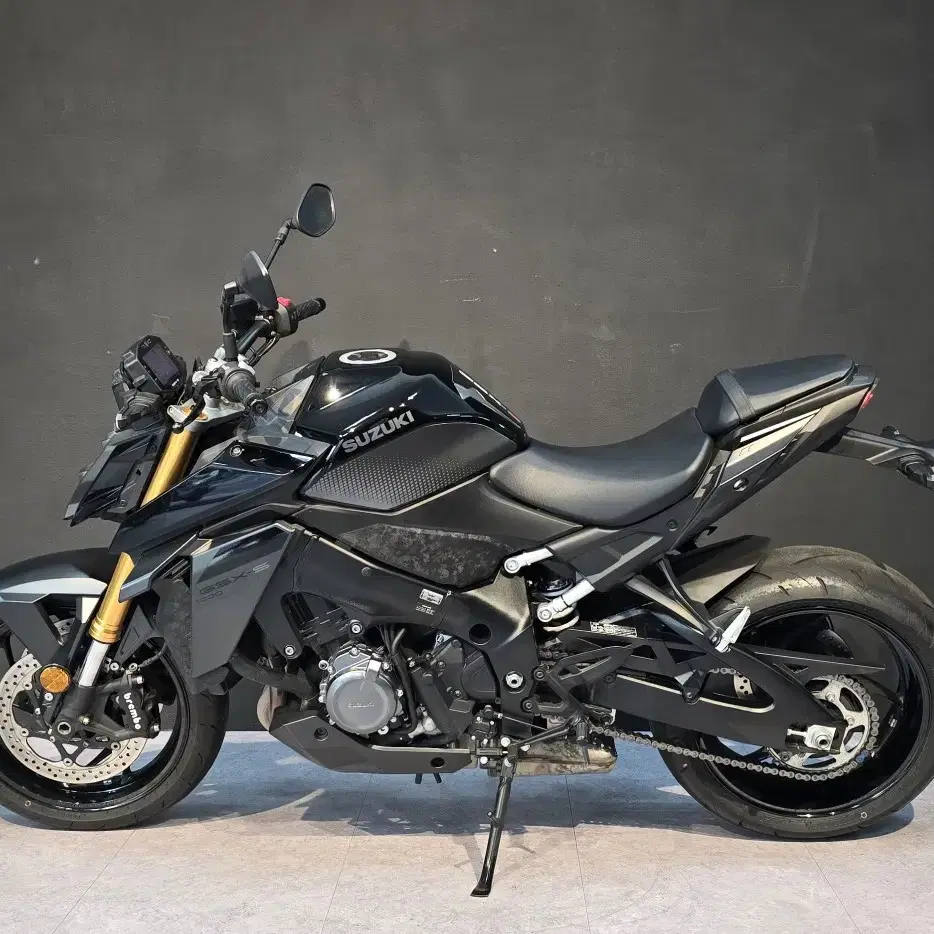 스즈키 24년식 gsx-s1000 블랙 부산창원김해양산울산진해대구여수광주