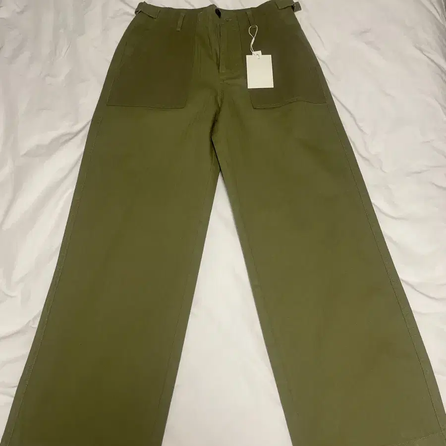 새상품)leau 로우 oliver pocket pants khaki