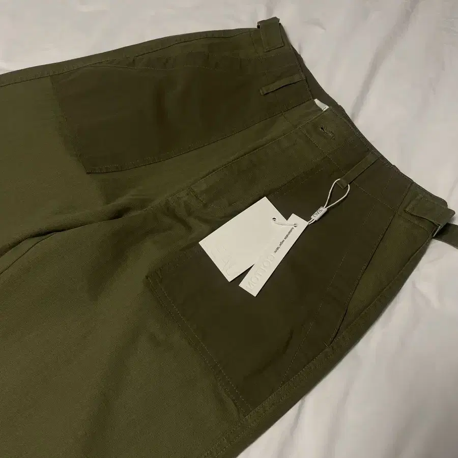 새상품)leau 로우 oliver pocket pants khaki