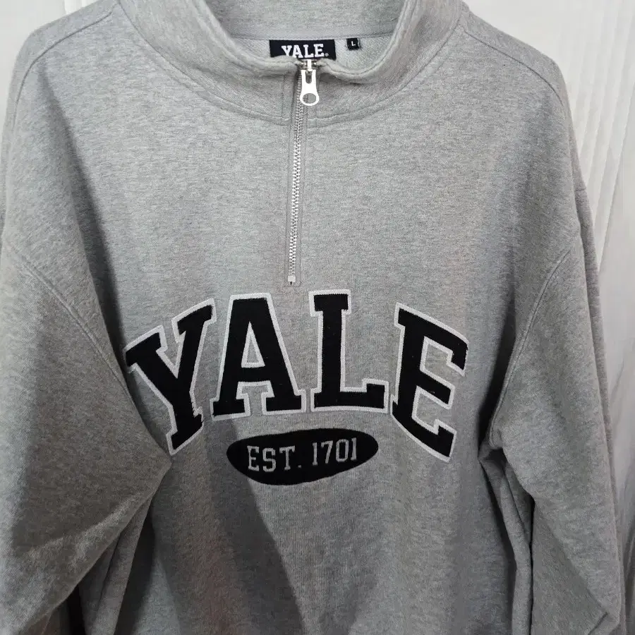 YALE 반집업