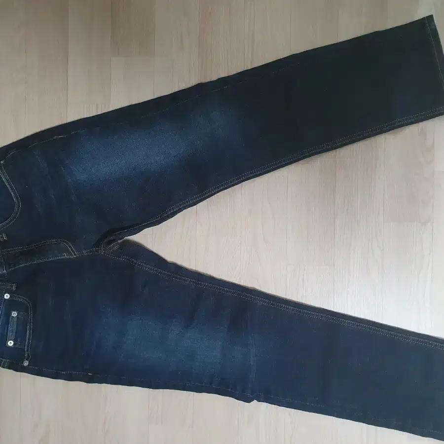 페이탈리즘 청바지 Tydi crop jean 46