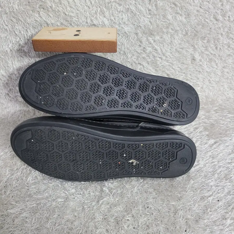 Product Details - 5