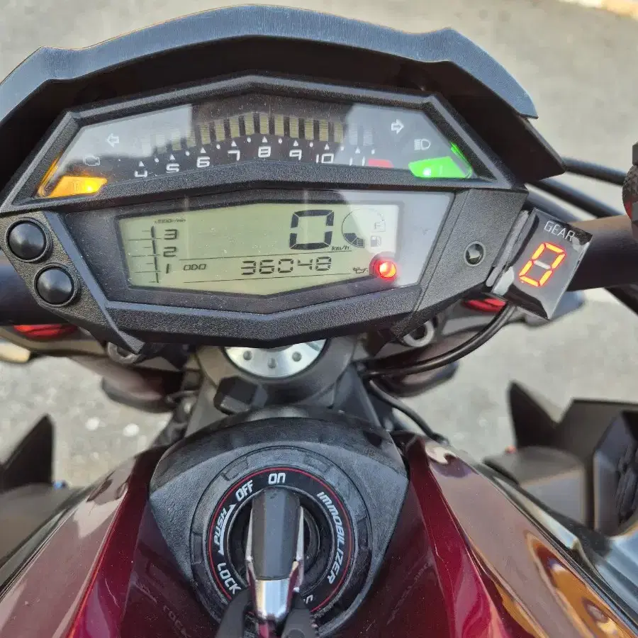 가와사키 z1000  16년식 36000km