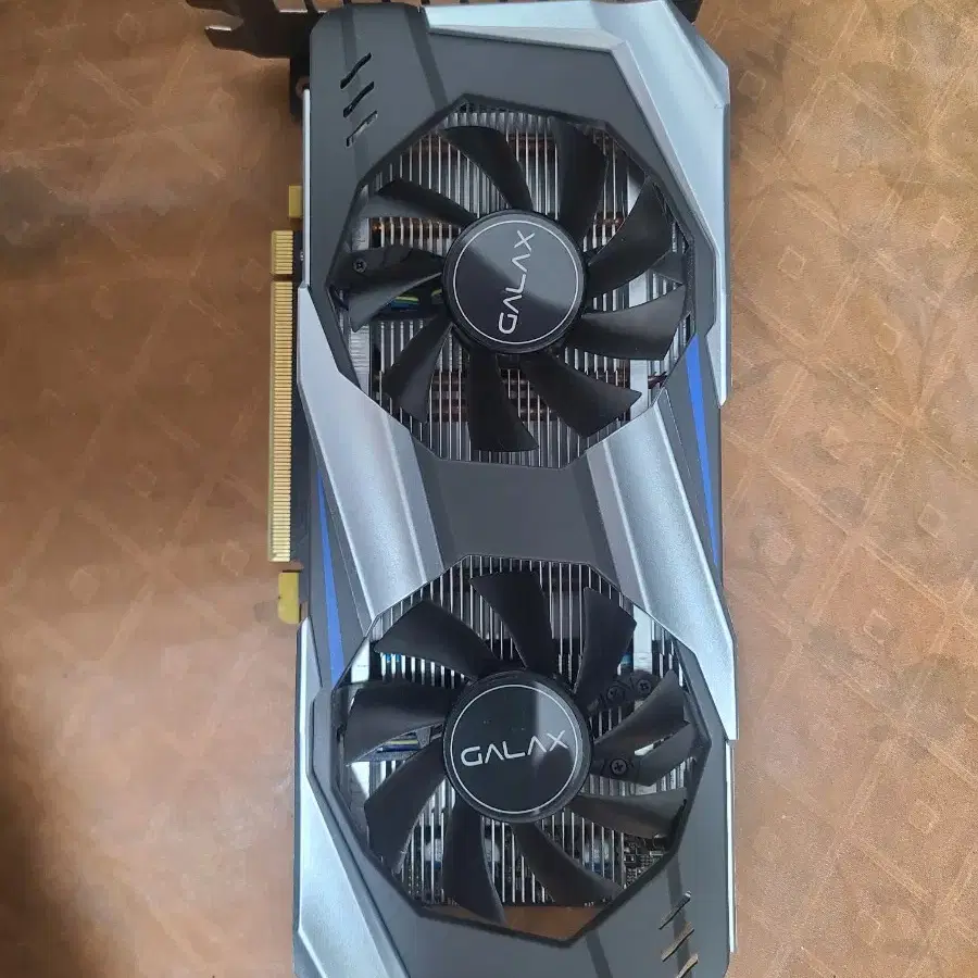 gtx 1060 3g 그래픽카드 판매 합니다(택포)