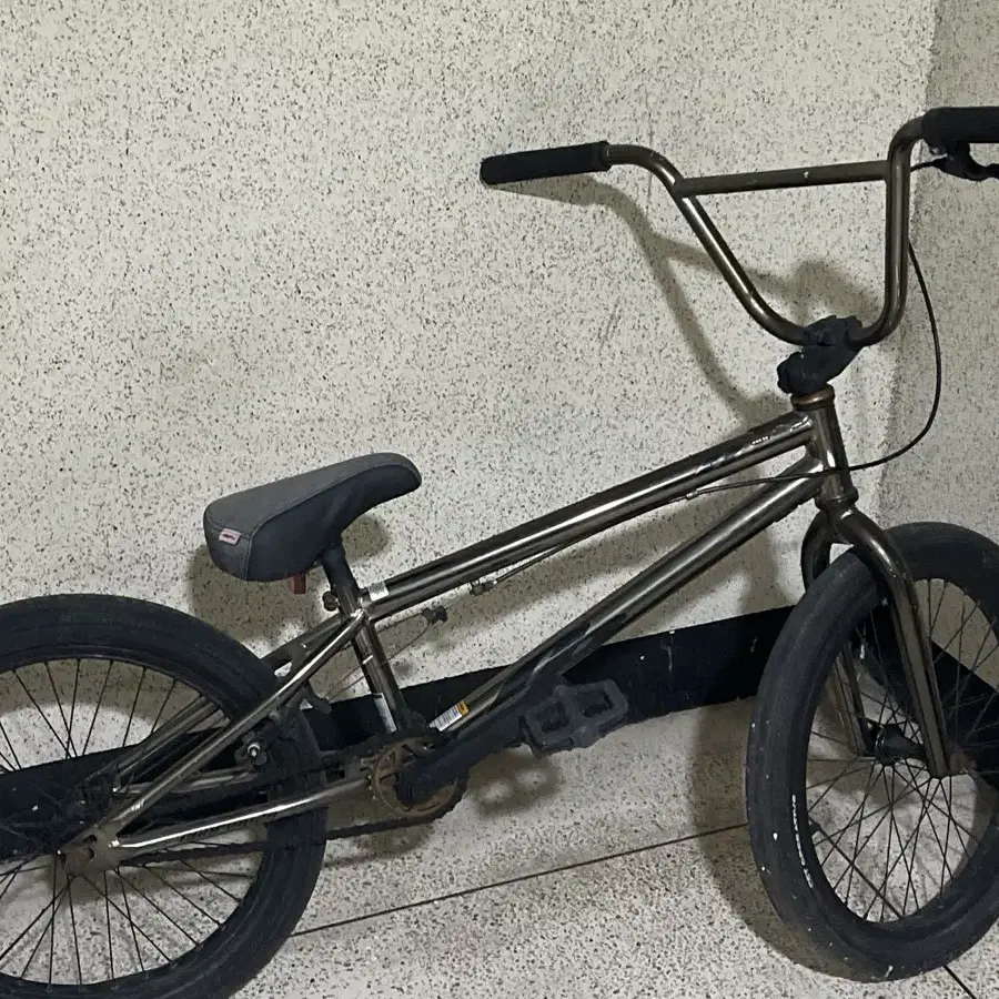 BMX 사정때문에 급처합니다