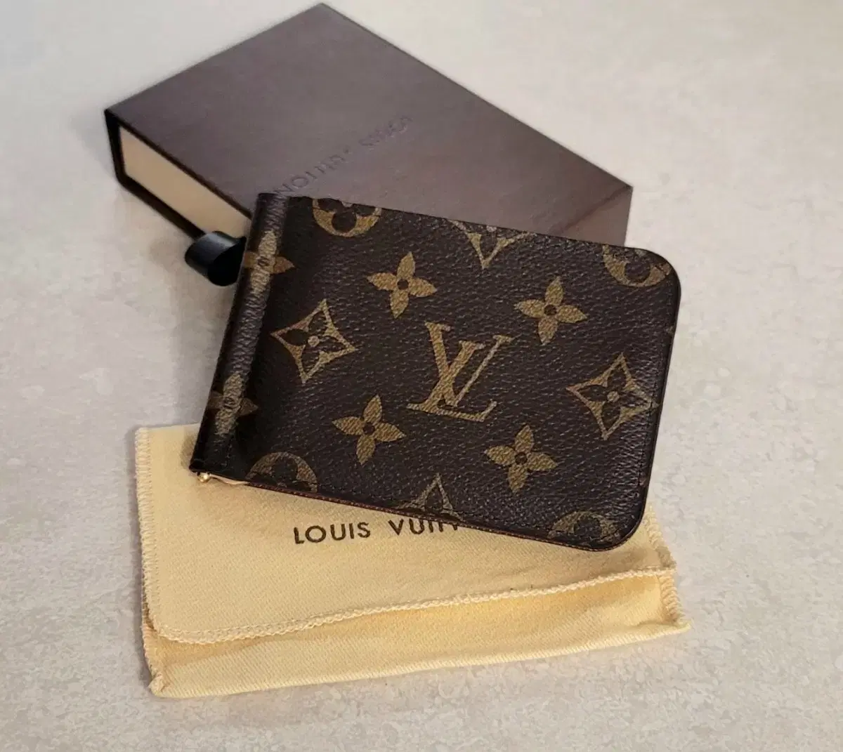 [정품] 루이비통 LouisVuitton 모노그램 머니클립 지갑