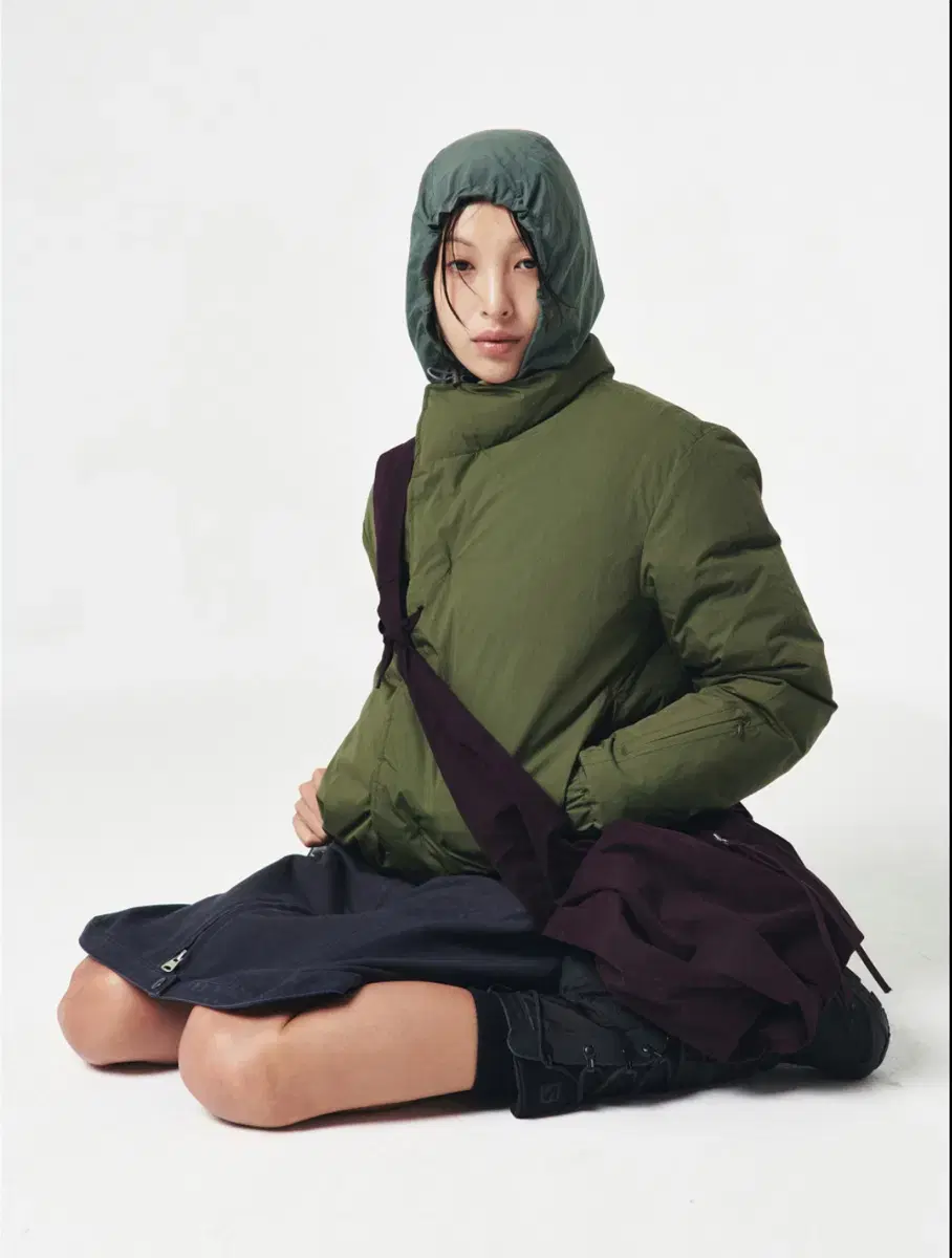 ee 누마레 패딩 L사이즈